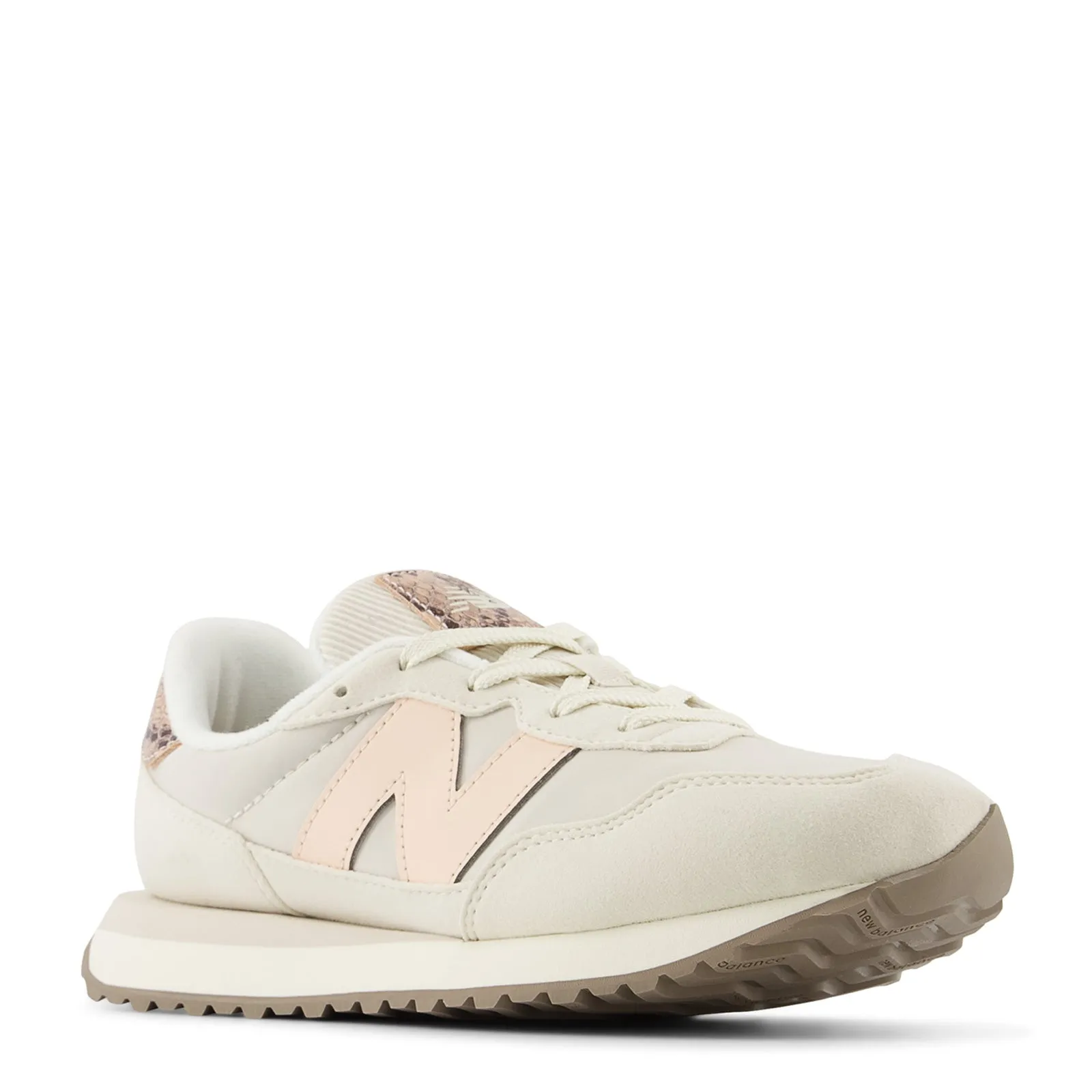 Girl's New Balance, 237 Sneaker – Big Kid