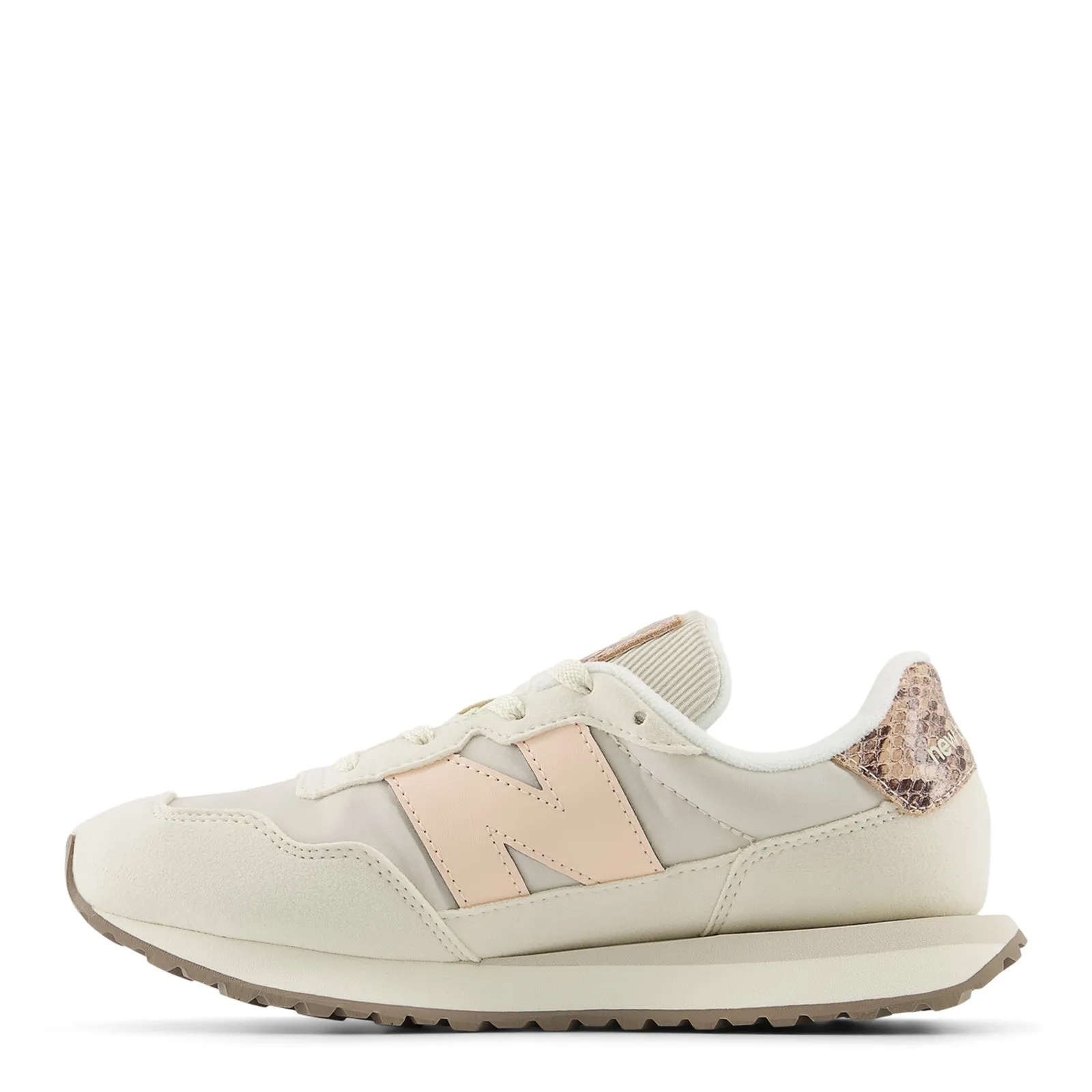 Girl's New Balance, 237 Sneaker – Big Kid