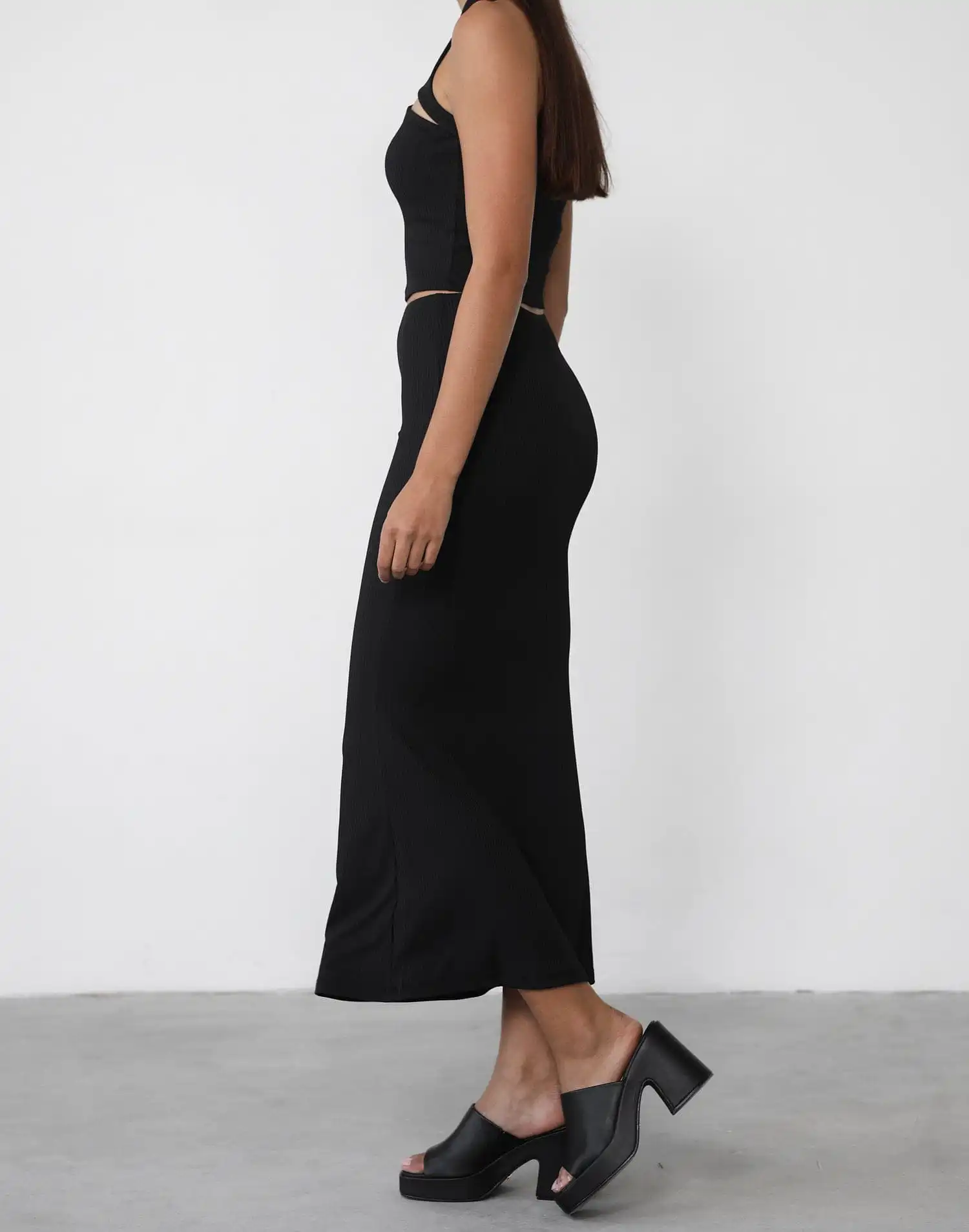 Inferno Midi Skirt (Black)