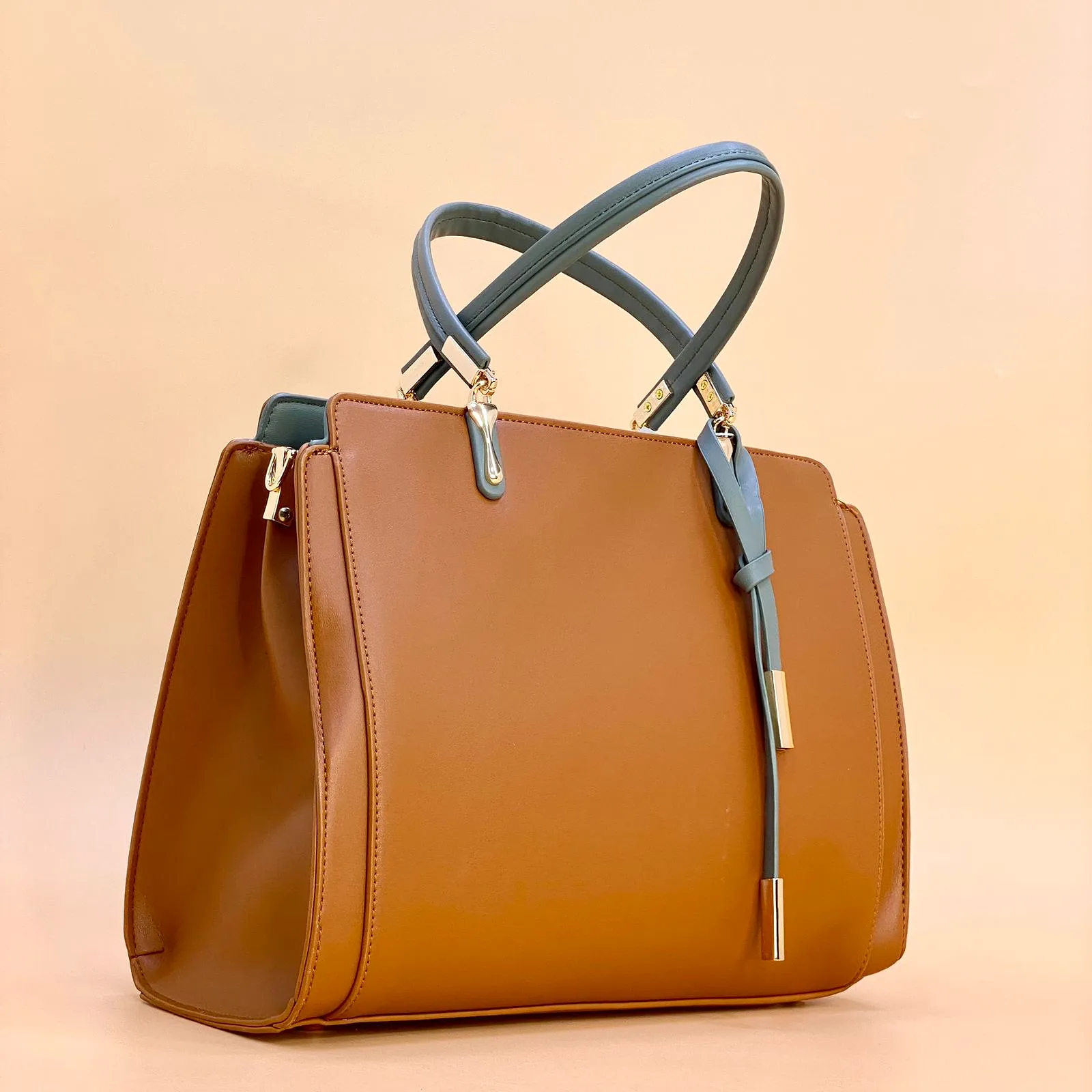 NEW 2023 ,  WOMEN HANDBAGS B490