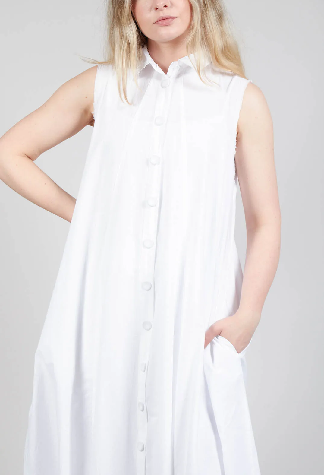 Sleeveless Shirt Dress in Bianco