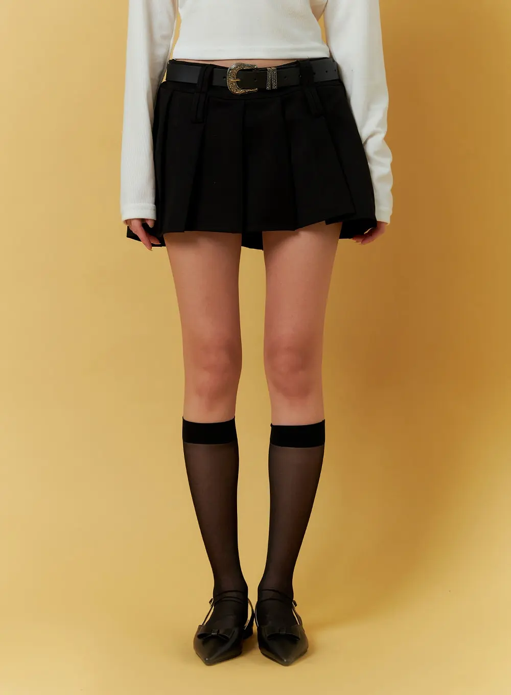 Solid Pleated Mini Skirt IF408