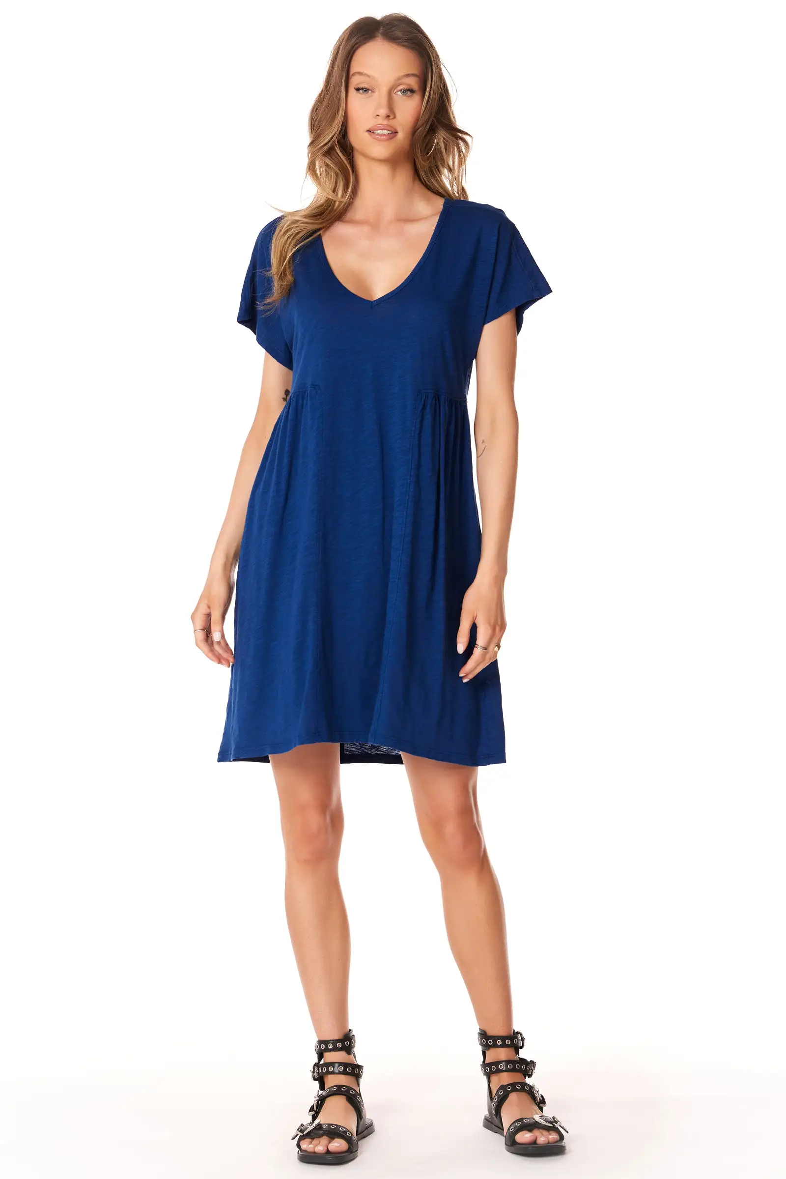 V-NECK SHIRRED T-SHIRT DRESS